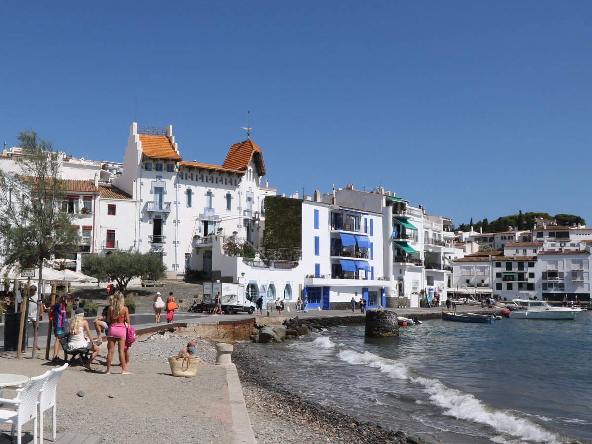 Cadaqués. Casa Serinyana Mansion