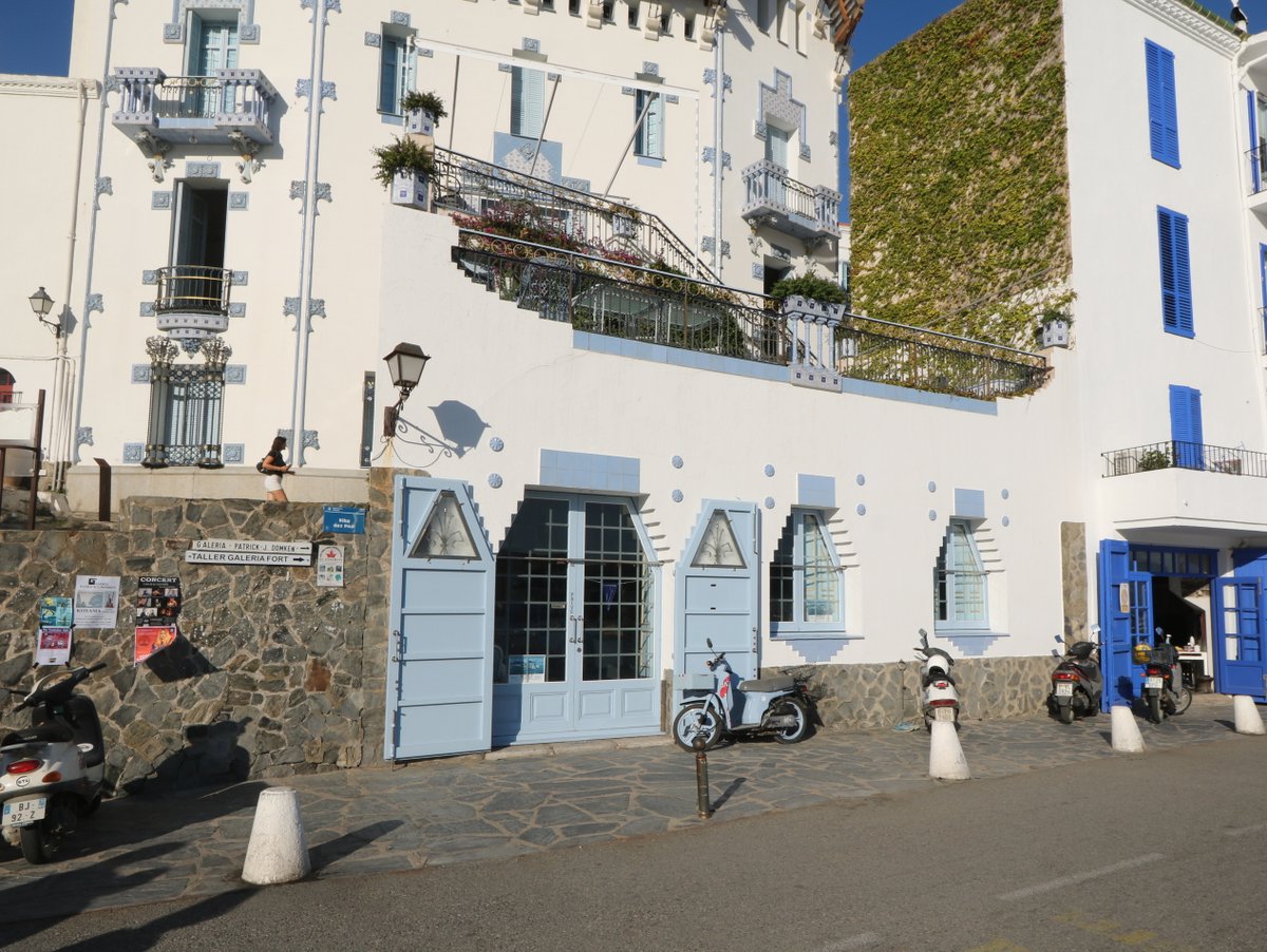 Cadaqués. Casa Serinyana Mansion