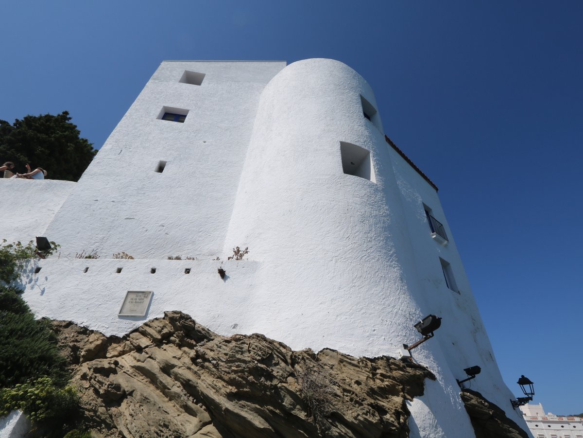 Cadaqués. Cadaqués Castle