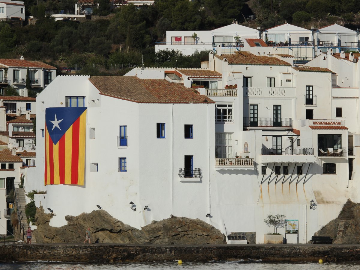 Cadaqués. Cadaqués Castle