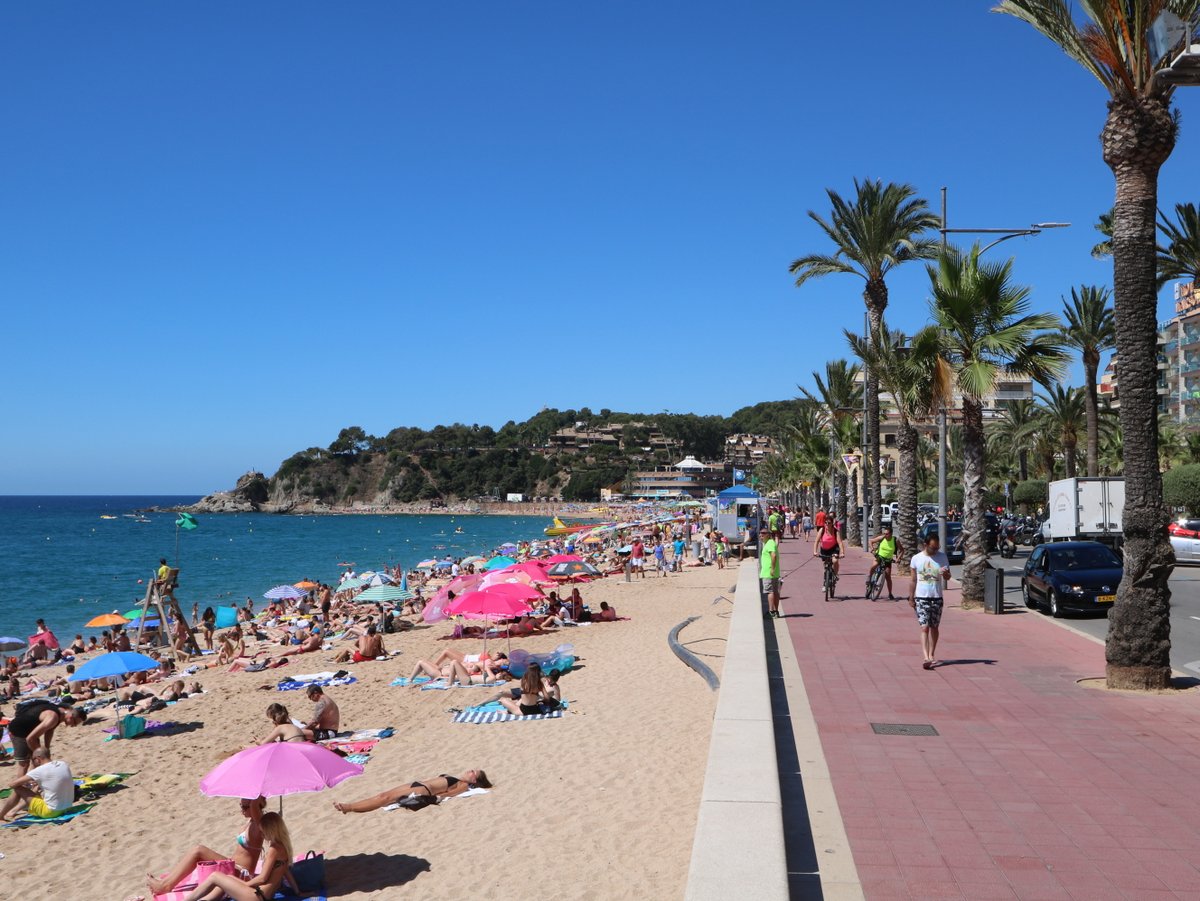 Saltwater swimming lanes, beaches and bays of the Costa Brava