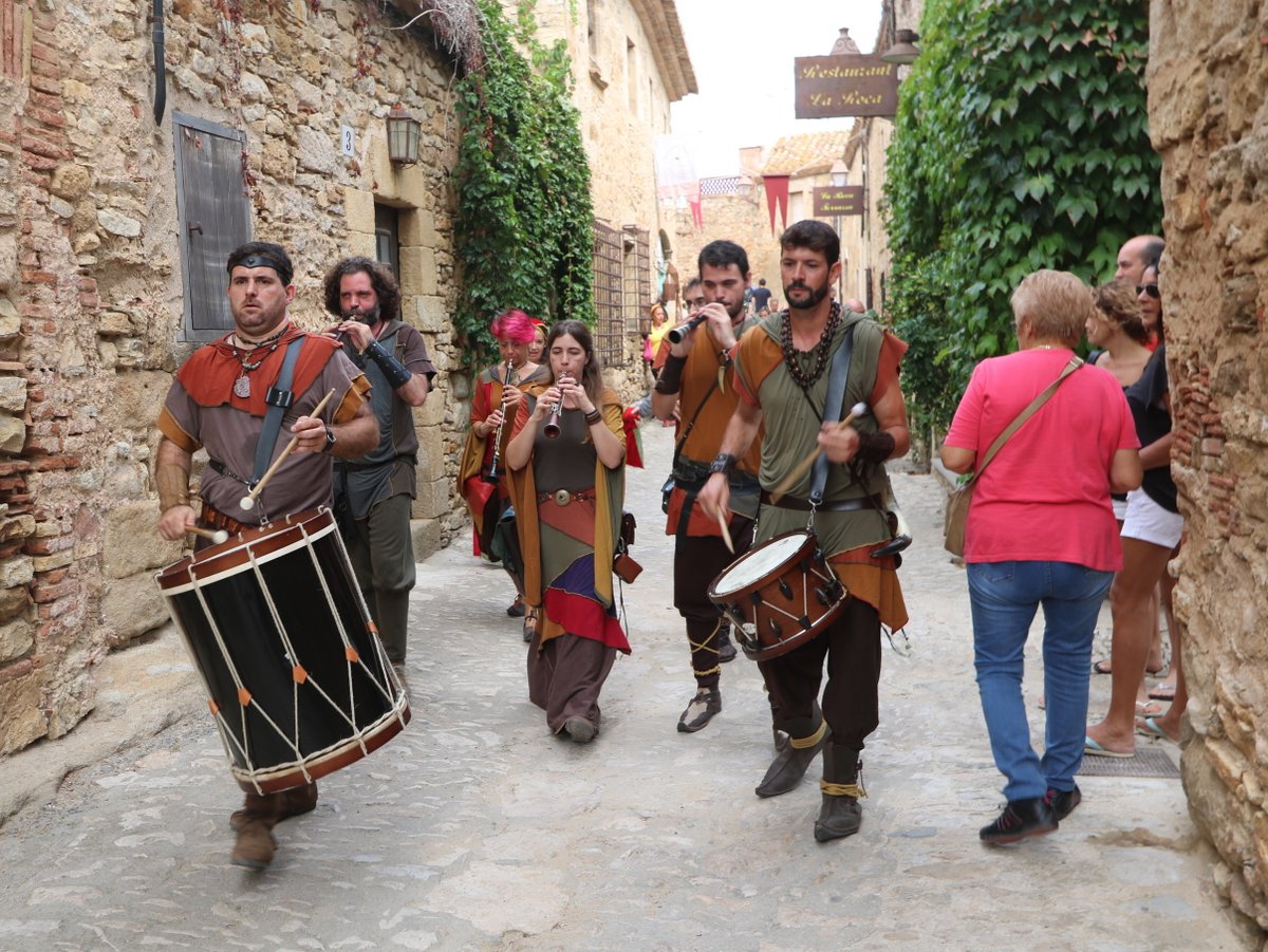 Costa Brava Maniacs – Guide to Sights, Activities, and Events in the Costa Brava, Spain
