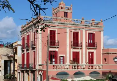 The “Indianos” walking tours of the Costa Brava