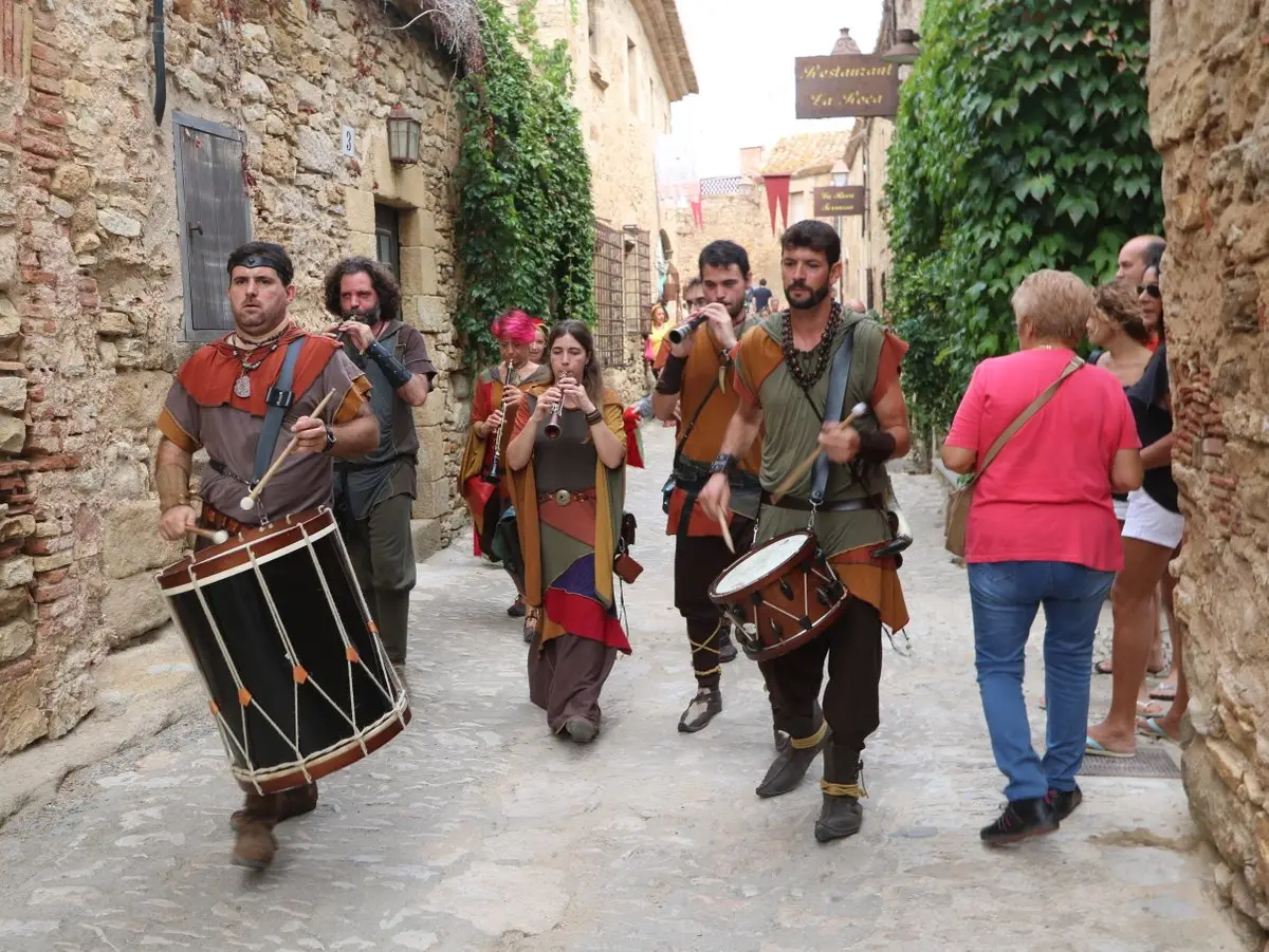 Costa Brava Maniacs – Guide to Sights, Activities, and Events in the Costa Brava, Spain