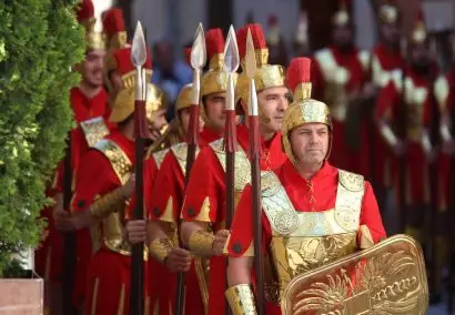 The Procession of Verges